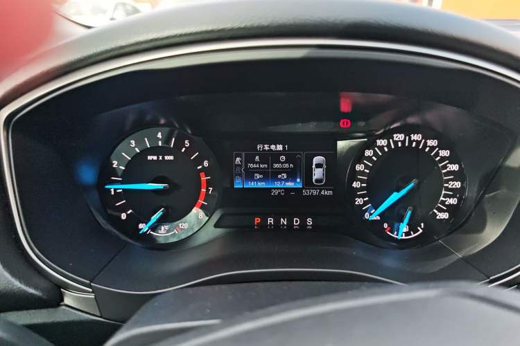 Used Ford Mondeo 2020 EcoBoost 180 Stylish Model Odometer Close Up