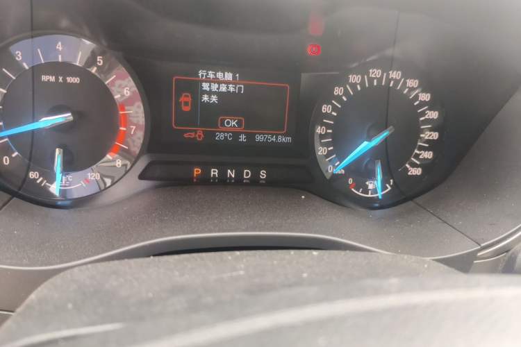 Used Ford Mondeo 2020 EcoBoost 180 Stylish Model Odometer Close Up