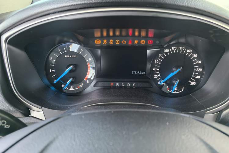 Used Ford Mondeo 2020 EcoBoost 200 Stylish Model Odometer Close Up