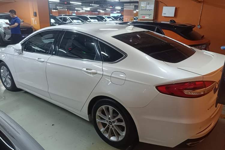 Used Ford Mondeo 2020 EcoBoost 200 Stylish Model Rear Left 45 Deg