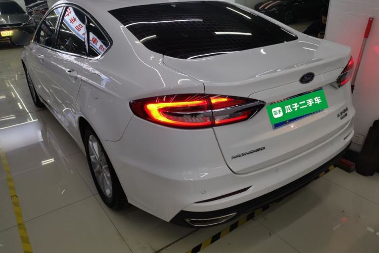 Used Ford Mondeo 2020 EcoBoost 180 Stylish Model Rear Left 45 Deg