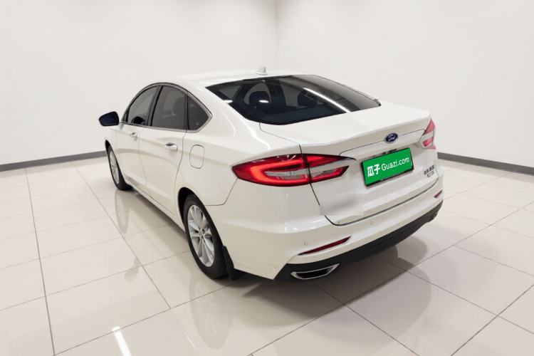 Used Ford Mondeo 2020 EcoBoost 200 Stylish Model Rear Left 45 Deg