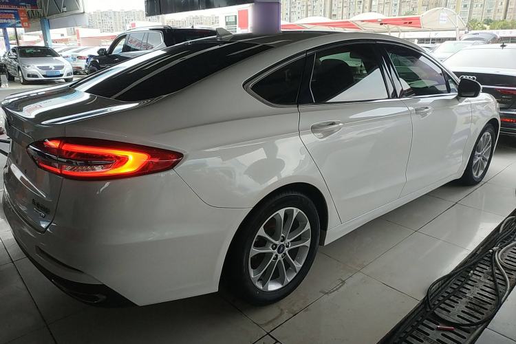 Used Ford Mondeo 2020 EcoBoost 180 Stylish Model Rear Right 45 Deg