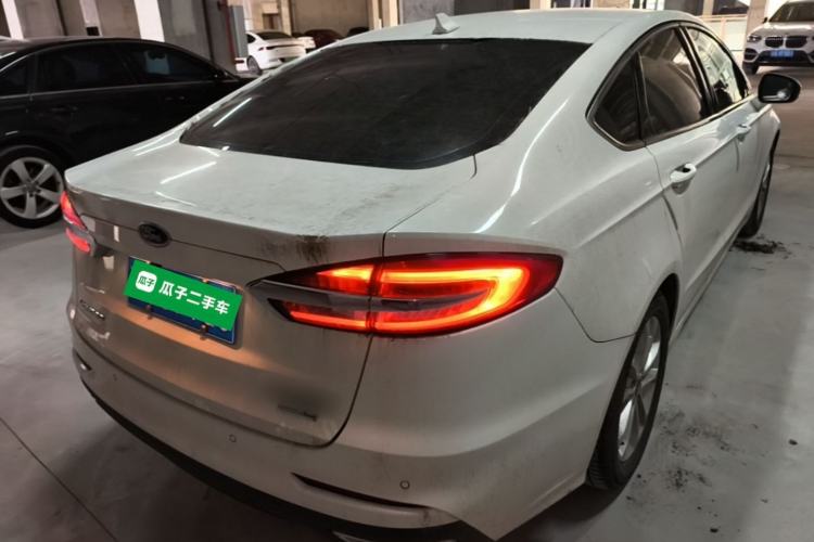 Used Ford Mondeo 2020 EcoBoost 180 Stylish Model Rear Right 45 Deg