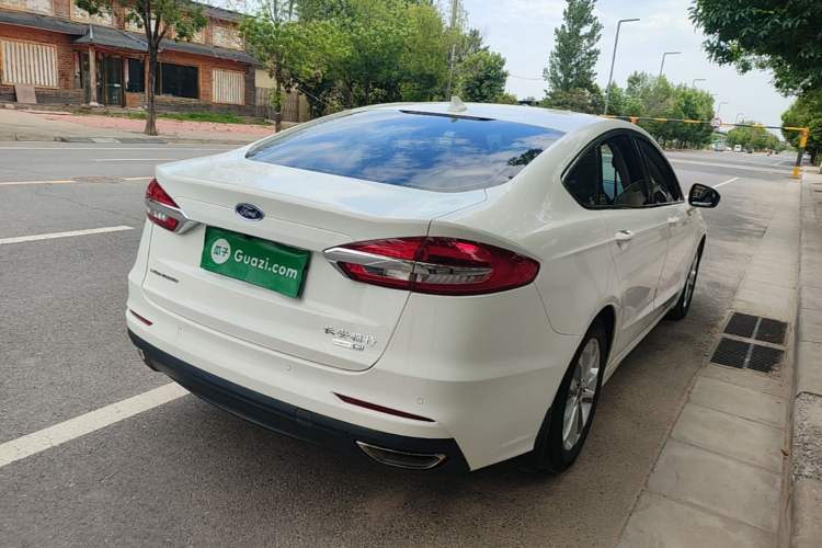 Used Ford Mondeo 2020 EcoBoost 180 Stylish Model Rear Right 45 Deg