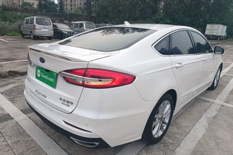 Used Ford Mondeo 2020 EcoBoost 200 Stylish Model Rear Right 45 Deg