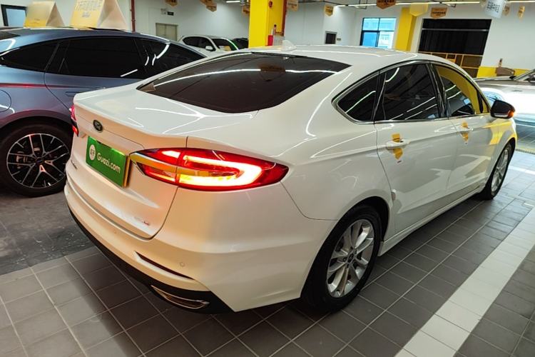 Used Ford Mondeo 2020 EcoBoost 180 Stylish Model Rear Right 45 Deg