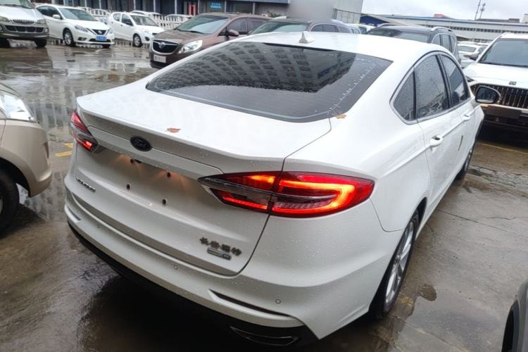 Used Ford Mondeo 2020 EcoBoost 200 Stylish Model Rear Right 45 Deg