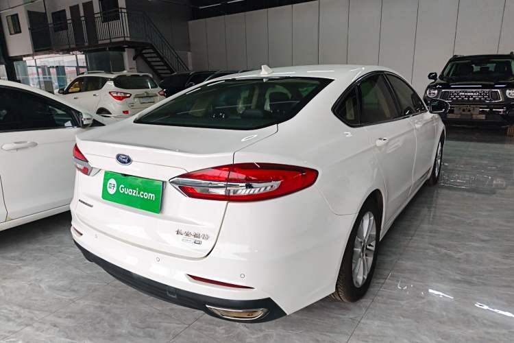 Used Ford Mondeo 2020 EcoBoost 180 Stylish Model Rear Right 45 Deg