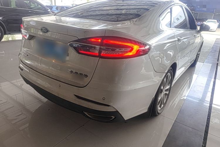 Used Ford Mondeo 2020 EcoBoost 200 Stylish Model Rear Right 45 Deg