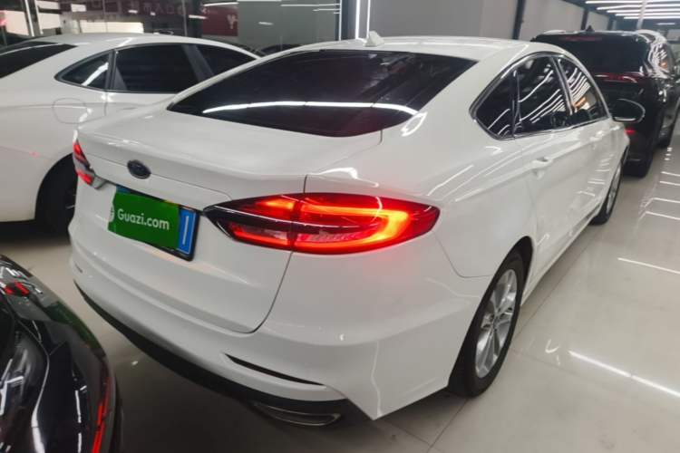 Used Ford Mondeo 2020 EcoBoost 180 Stylish Model Rear Right 45 Deg