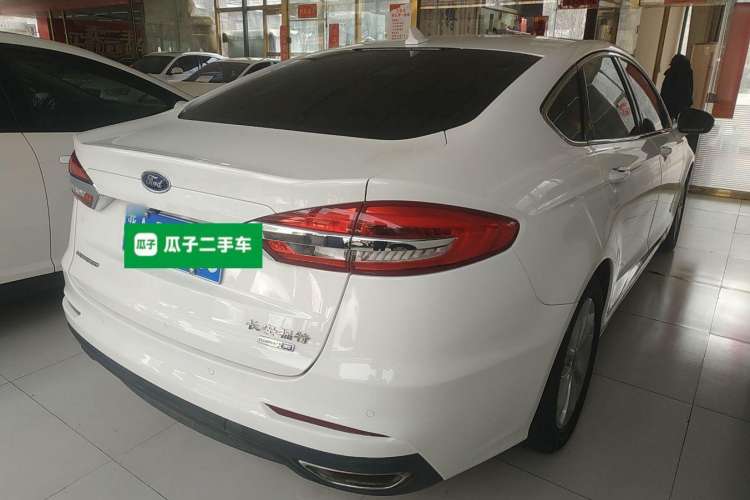 Used Ford Mondeo 2020 EcoBoost 180 Stylish Model Rear Right 45 Deg