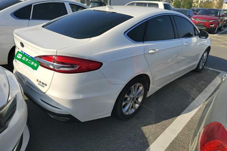 Used Ford Mondeo 2020 EcoBoost 180 Stylish Model Rear Right 45 Deg