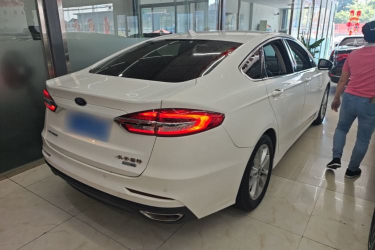 Used Ford Mondeo 2020 EcoBoost 180 Stylish Model Rear Right 45 Deg