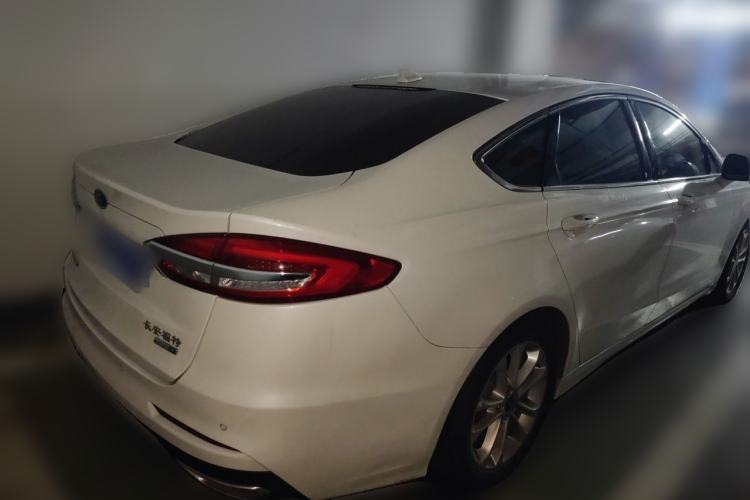 Used Ford Mondeo 2020 EcoBoost 180 Stylish Model Rear Right 45 Deg