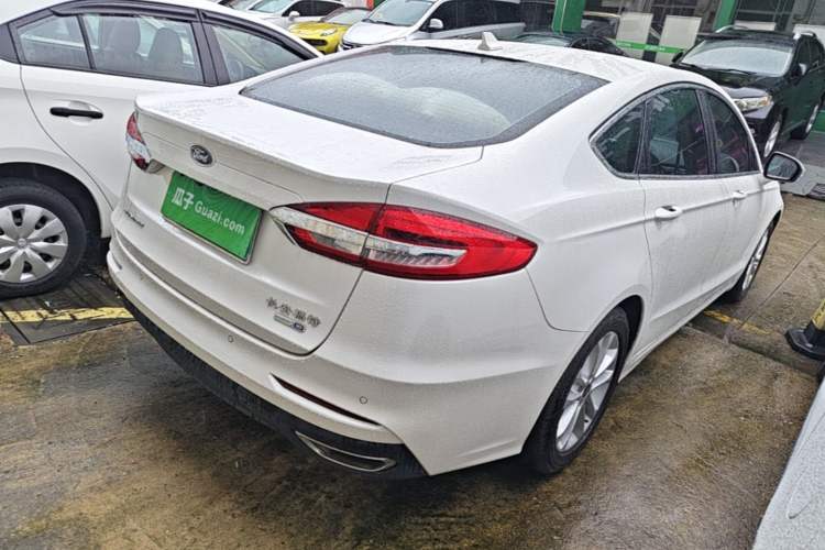 Used Ford Mondeo 2020 EcoBoost 180 Stylish Model Rear Right 45 Deg