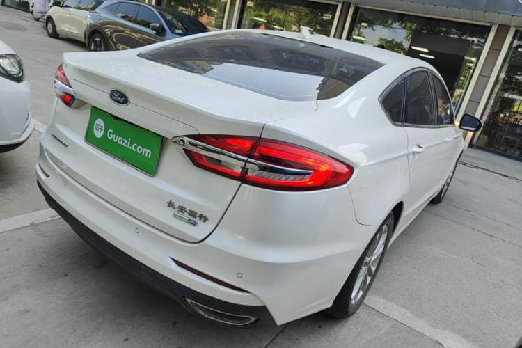 Used Ford Mondeo 2020 EcoBoost 200 Stylish Model Rear Right 45 Deg