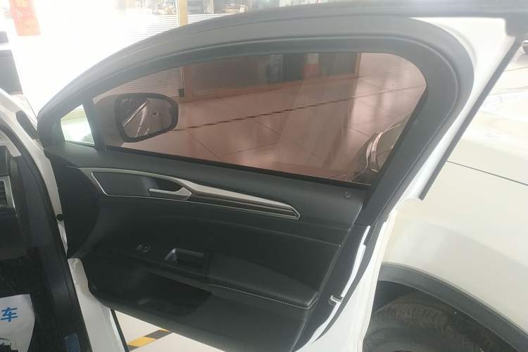 Used Ford Mondeo 2020 EcoBoost 180 Stylish Model Right Front Door Interior