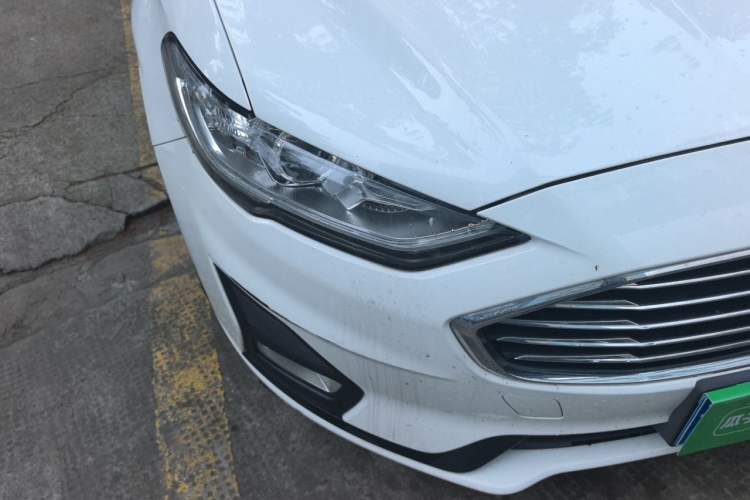 Used Ford Mondeo 2020 EcoBoost 180 Stylish Model Right Front Headlight