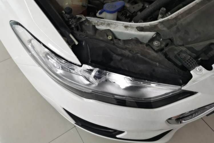 Used Ford Mondeo 2020 EcoBoost 180 Stylish Model Right Front Headlight