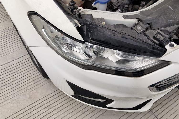 Used Ford Mondeo 2020 EcoBoost 180 Stylish Model Right Front Headlight