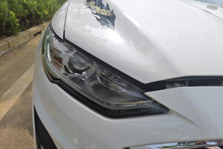 Used Ford Mondeo 2020 EcoBoost 180 Stylish Model Right Front Headlight