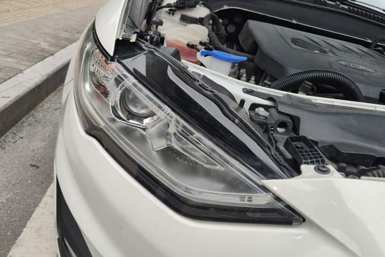 Used Ford Mondeo 2020 EcoBoost 180 Stylish Model Right Front Headlight