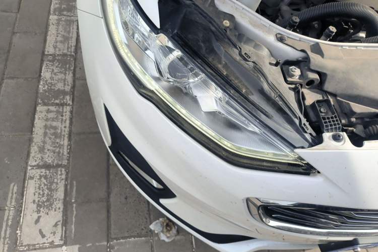 Used Ford Mondeo 2020 EcoBoost 180 Stylish Model Right Front Headlight