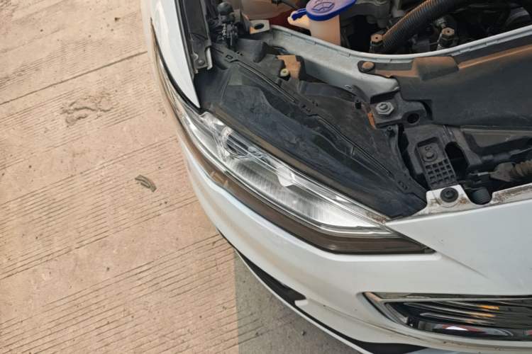Used Ford Mondeo 2020 EcoBoost 180 Stylish Model Right Front Headlight