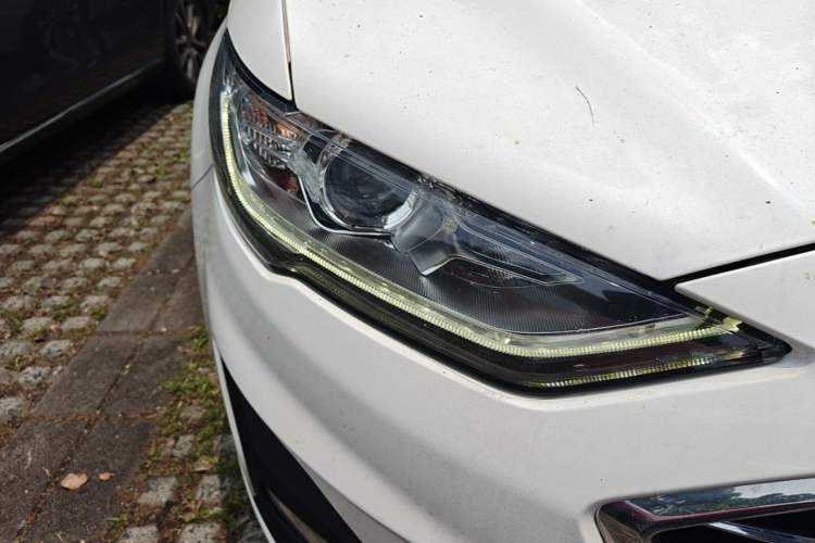Used Ford Mondeo 2020 EcoBoost 180 Stylish Model Right Front Headlight