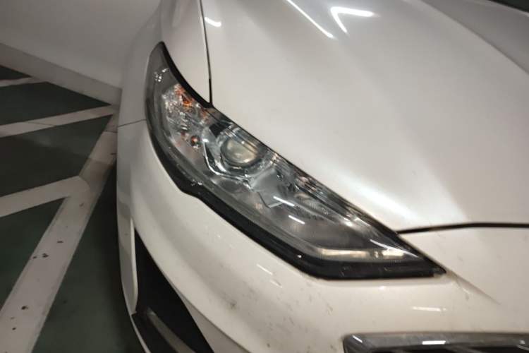 Used Ford Mondeo 2020 EcoBoost 180 Stylish Model Right Front Headlight