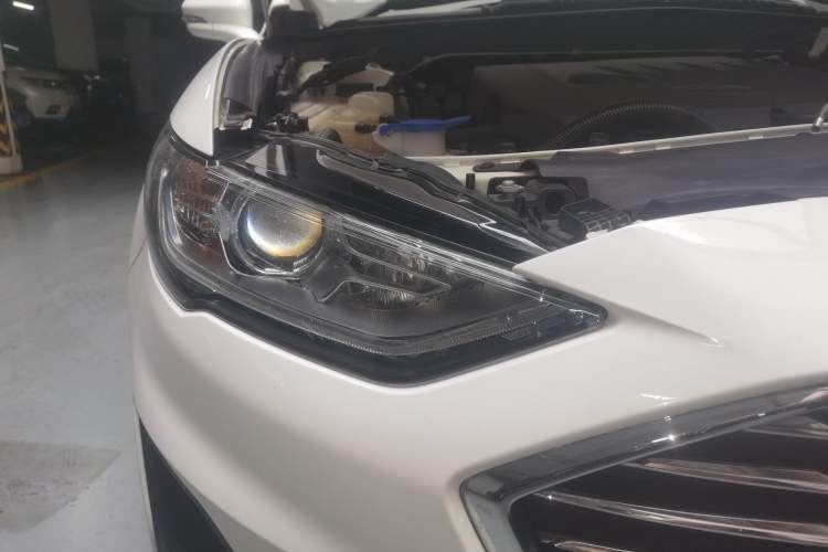 Used Ford Mondeo 2020 EcoBoost 180 Stylish Model Right Front Headlight