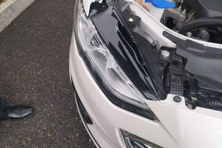Used Ford Mondeo 2020 EcoBoost 180 Stylish Model Right Front Headlight