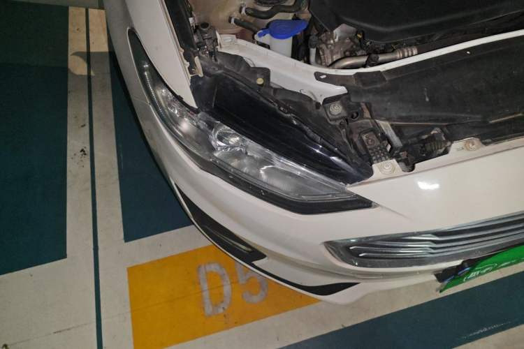 Used Ford Mondeo 2020 EcoBoost 200 Stylish Model Right Front Headlight