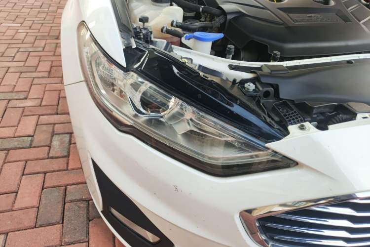 Used Ford Mondeo 2020 EcoBoost 200 Stylish Model Right Front Headlight