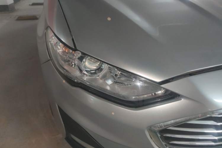 Used Ford Mondeo 2020 EcoBoost 180 Stylish Model Right Front Headlight