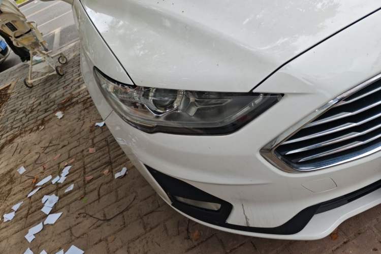 Used Ford Mondeo 2020 EcoBoost 180 Stylish Model Right Front Headlight