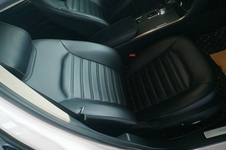Used Ford Mondeo 2020 EcoBoost 180 Stylish Model Right Front Seat