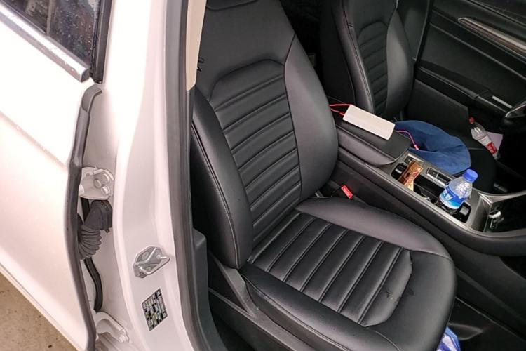 Used Ford Mondeo 2020 EcoBoost 180 Stylish Model Right Front Seat