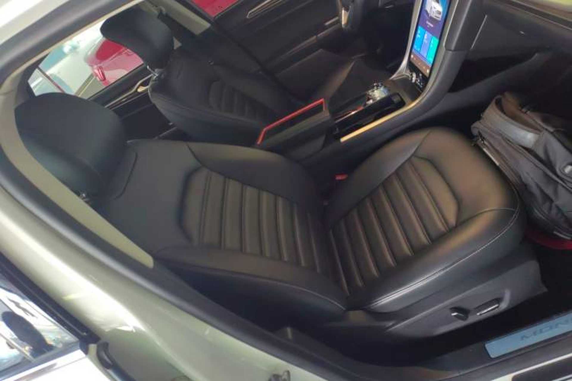 Used Ford Mondeo 2020 EcoBoost 180 Stylish Model Right Front Seat