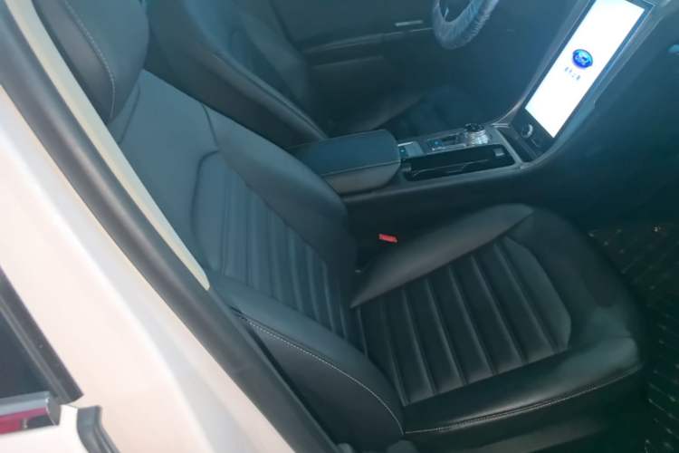 Used Ford Mondeo 2020 EcoBoost 180 Stylish Model Right Front Seat
