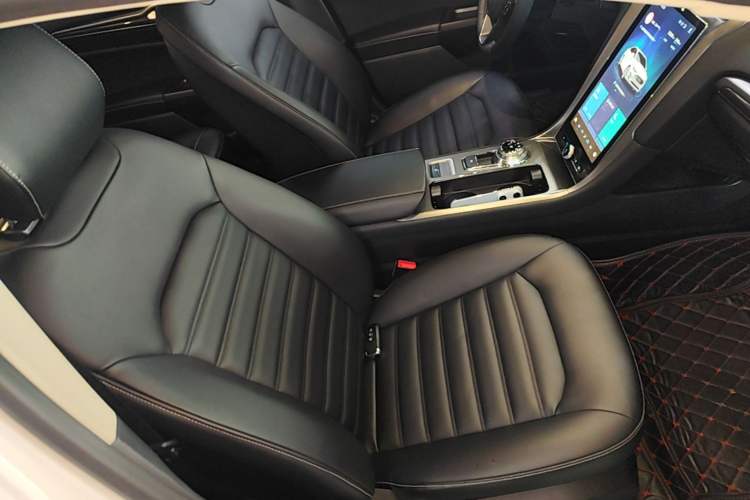 Used Ford Mondeo 2020 EcoBoost 180 Stylish Model Right Front Seat
