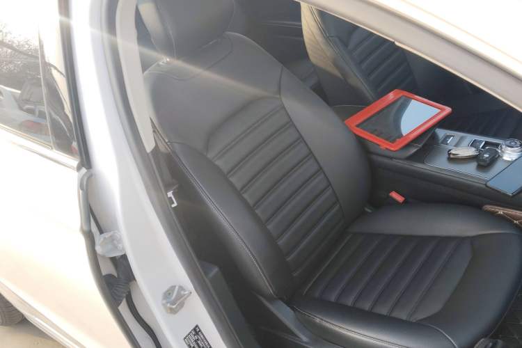 Used Ford Mondeo 2020 EcoBoost 180 Stylish Model Right Front Seat