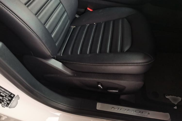 Used Ford Mondeo 2020 EcoBoost 180 Stylish Model Right Front Seat