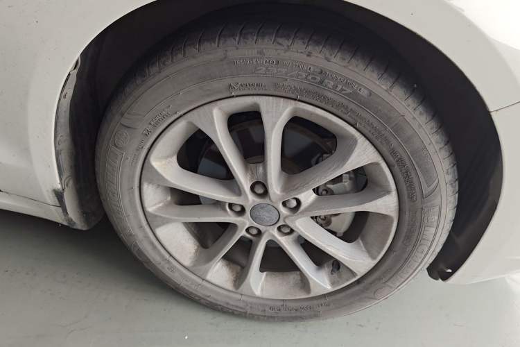 Used Ford Mondeo 2020 EcoBoost 180 Stylish Model Right Front Wheel Hub