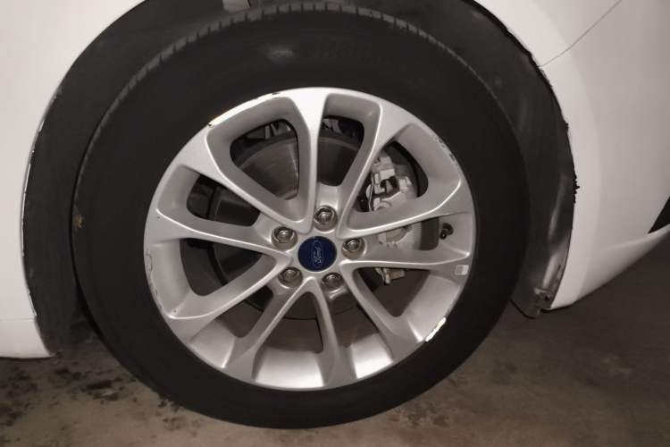 Used Ford Mondeo 2020 EcoBoost 180 Stylish Model Right Front Wheel Hub