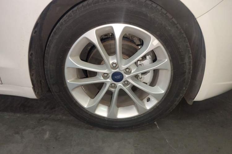 Used Ford Mondeo 2020 EcoBoost 200 Stylish Model Right Front Wheel Hub