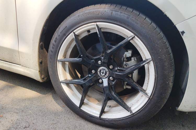 Used Ford Mondeo 2020 EcoBoost 180 Luxury Model Right Front Wheel Hub