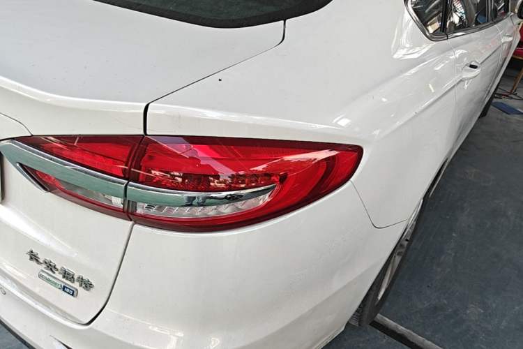 Used Ford Mondeo 2020 EcoBoost 180 Stylish Model Right Rear Taillight