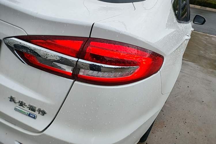 Used Ford Mondeo 2020 EcoBoost 180 Stylish Model Right Rear Taillight